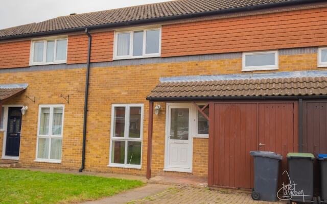 Canterbury Cosy Home