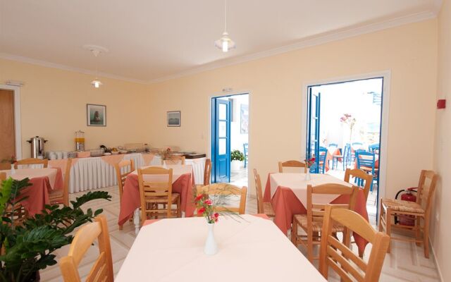 Marinos Hotel