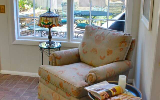 3573 Captain's Castle