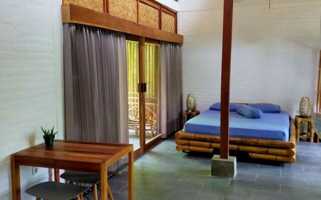 Lombok Pool House