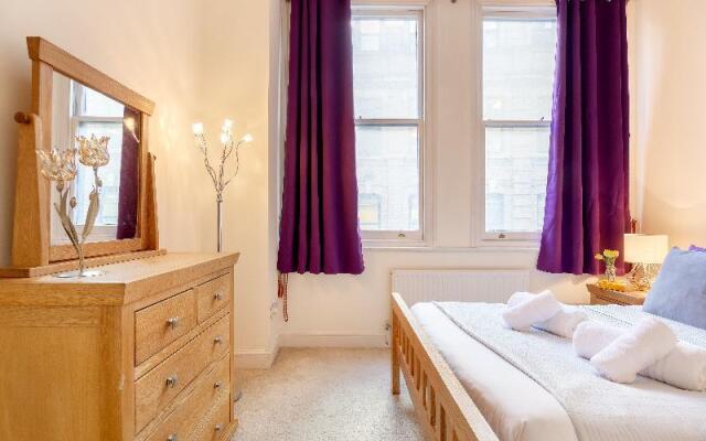 Deluxe Creechurch Lane Serviced Apartment