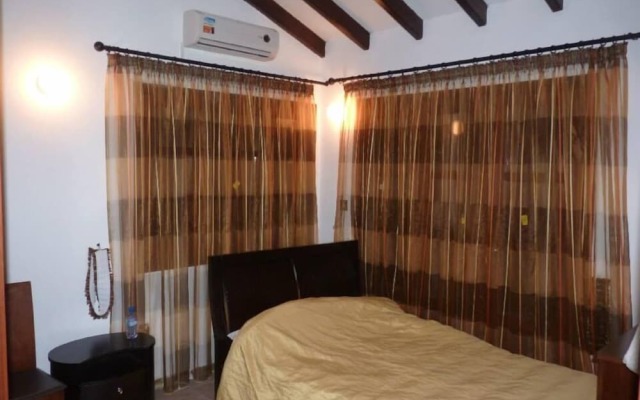 De Michanna Properties