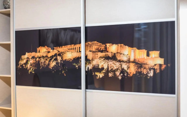 Stylish Luxury Apartment near Acropolis at Neos Kosmos metro station