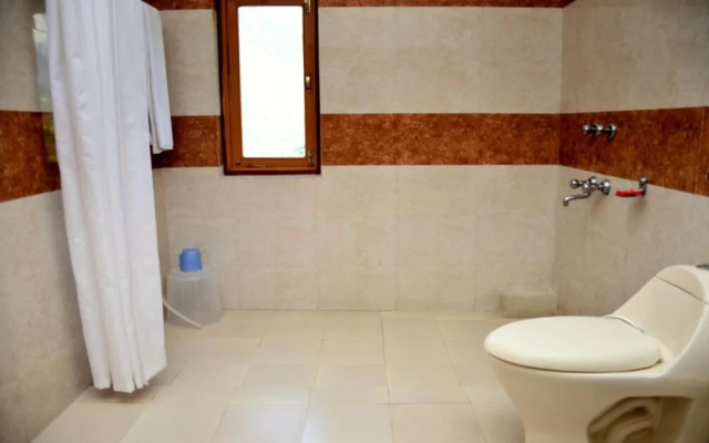 WoodyVu Mansari Cottage