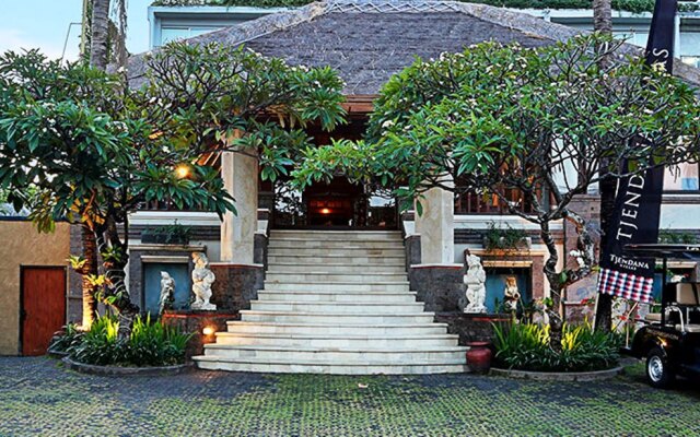 The Club Villas