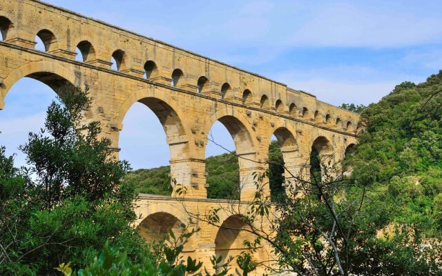 ibis Orange Centre Echangeur A7 A9