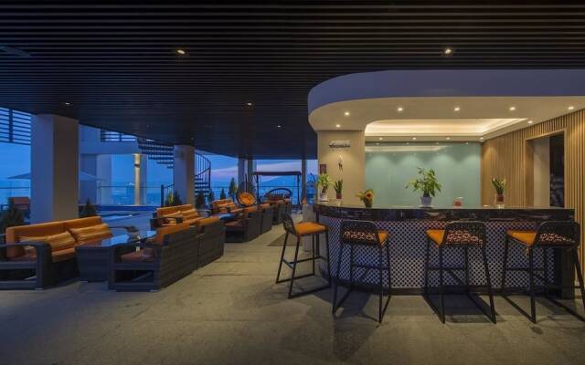 12B02 - Luxury Apartment Danang