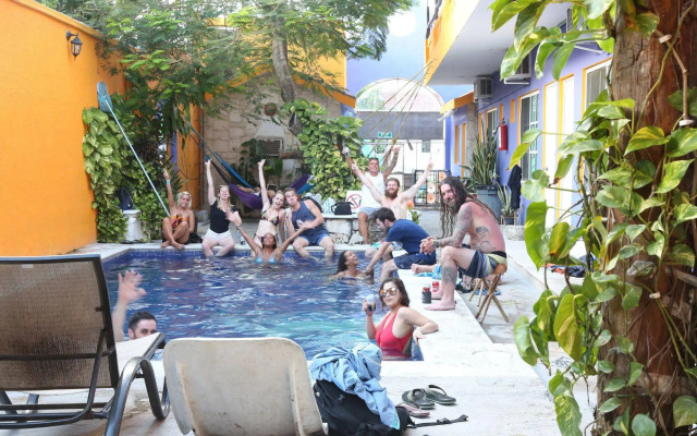 Weary Traveler Hostel