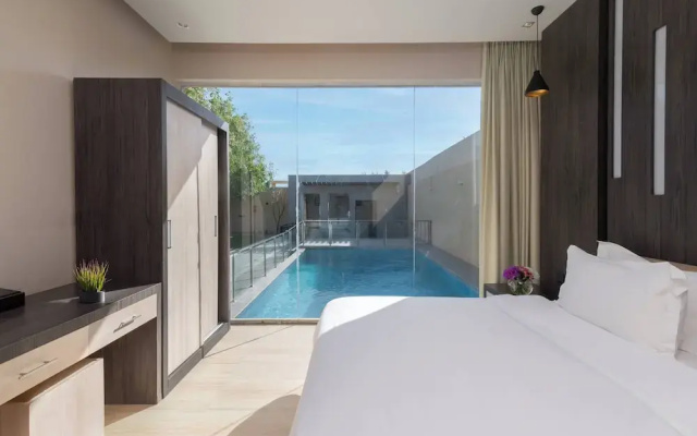 The Corner Resort