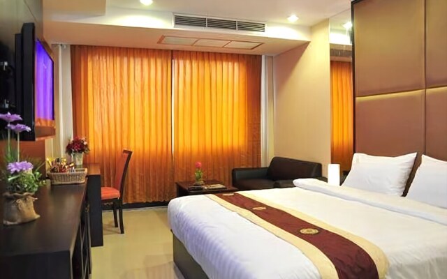 Le Platinum Residency