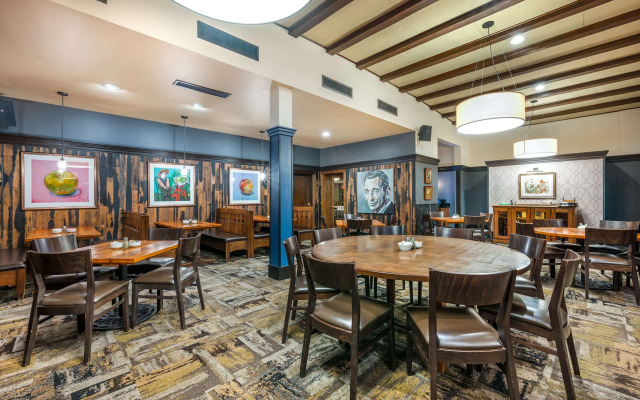 Best Western Premier Mariemont Inn