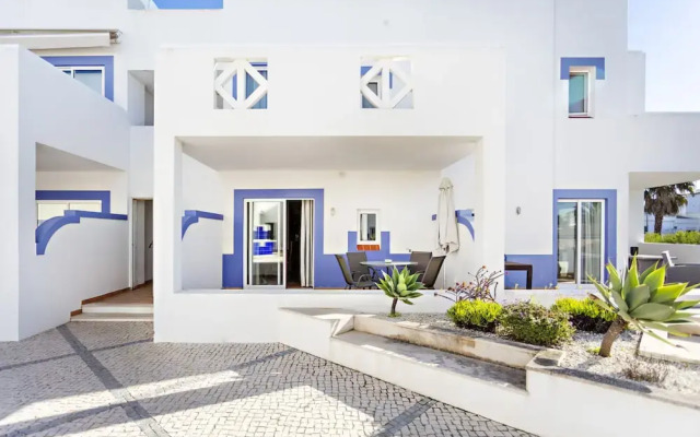 QV 11 - Stripes Apartment - Quinta Velha
