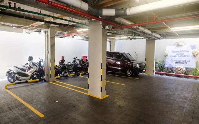 Sans Hotel RG Living Jogja by RedDoorz