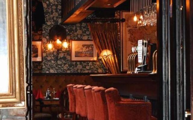 Basil Sheils B&B Accommodation Armagh
