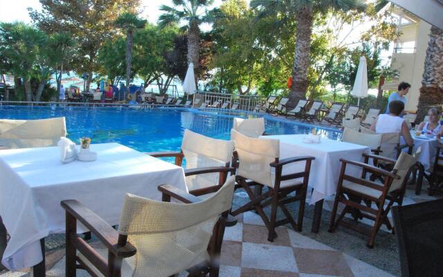 Naias Beach Hotel