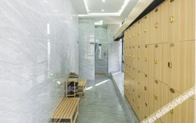 Metropolo Hotels Zhuhai Gongbei Fortis store