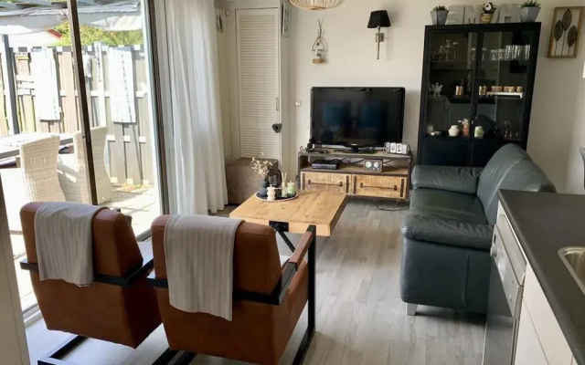 Nice Bungalow With Cosy Terrace