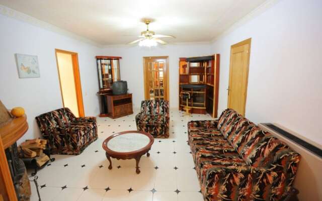 Villa Acogedora Para 13 Personas en Cambrils