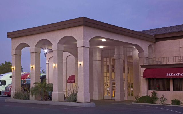 Knights Inn Pico Rivera
