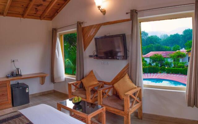 Bento Corbett Woods Resort
