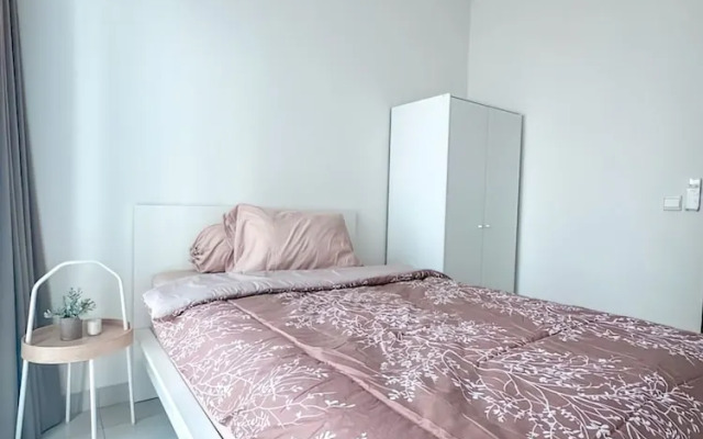 Staycation Jakarta Kensington Royal