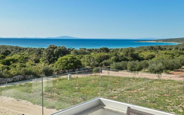 Funtastic C Apartments for 12, Private & Heated Pool