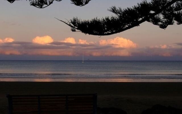 Orewa Beachside
