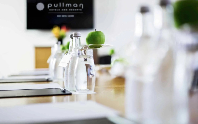 Pullman Reef Hotel Casino