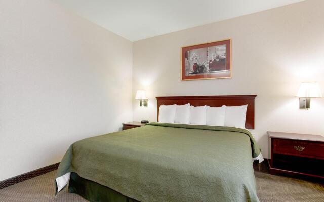 Holiday Inn Express & Suites Mountain View Silicon Valley, an IHG Hotel