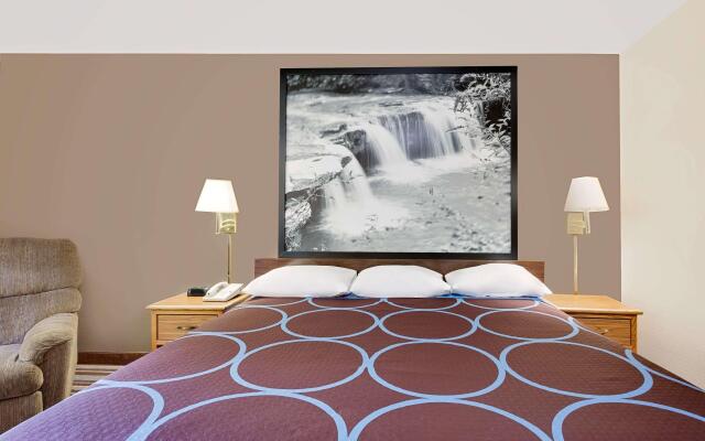 Super 8 by Wyndham Elkins