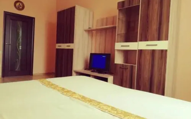 Городоцька 169, ЖД вокзал,близько центр