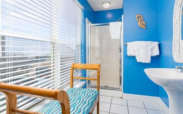 Dolphin View by Meyer Vacation Rentals