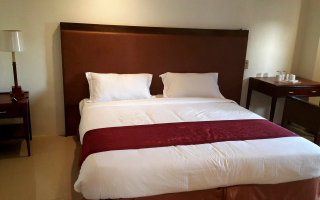 OYO 824 Chinatown Lai Lai Hotel