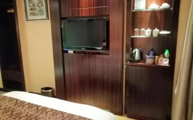 Sun Hai Yue Hotel