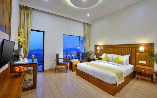 TreeHouse Chail Villas