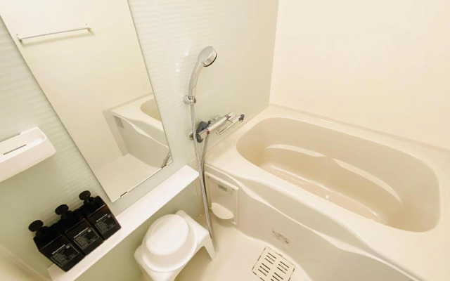 Hotel Petit Bali Higashishinjuku - Adults Only
