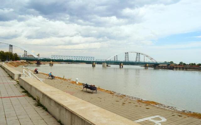 Apartment Riverside Gem