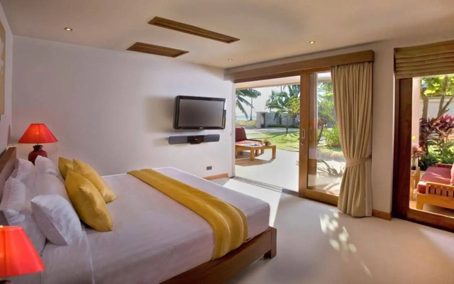 Samara Luxury Beachfront Villa