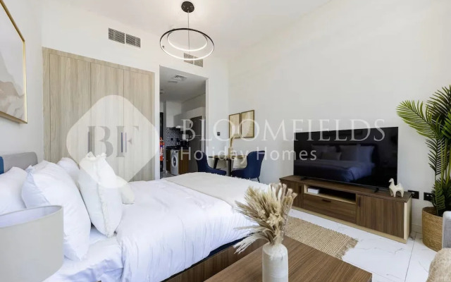 Bloomfields Homey Stu The Gate Masdar