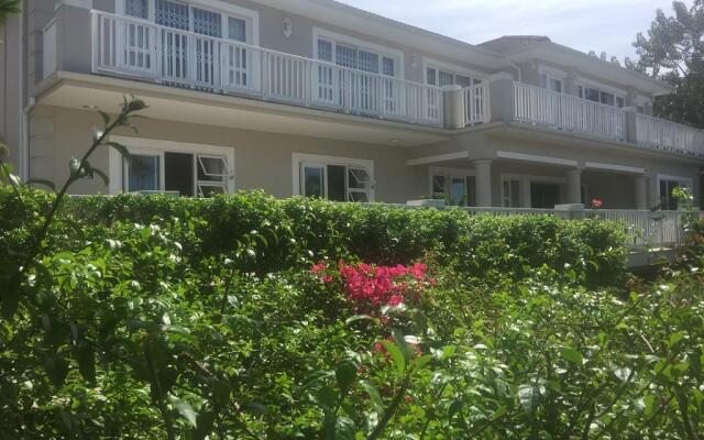 Seaview Manor Exquisite Bed & Breakfast