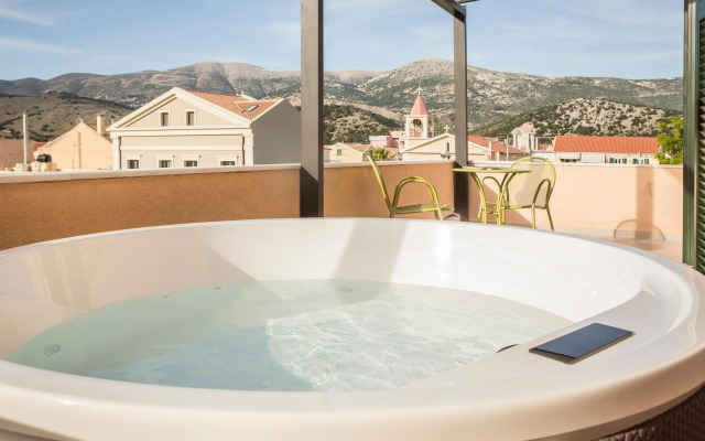 Ionian Plaza Hotel