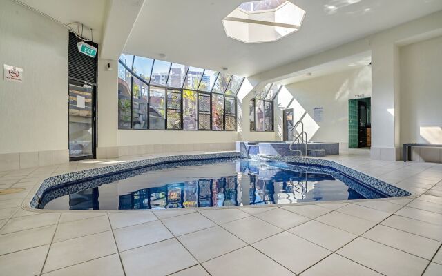 Terrific Location, Large 2BR, 2 Bath Apt