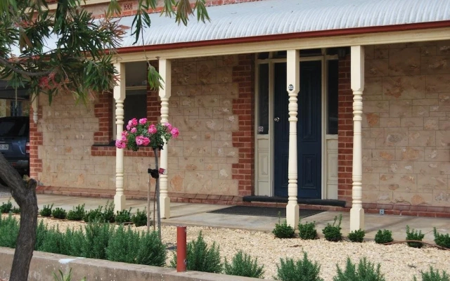 Jacaranda Cottage