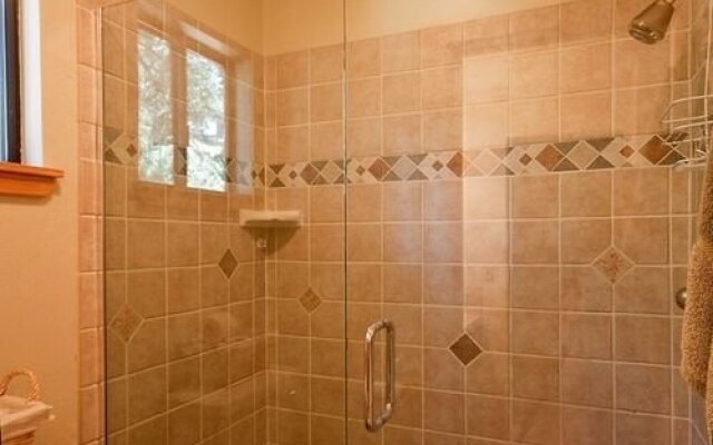 Myers Luxury Dog Friendly Home By Redawning