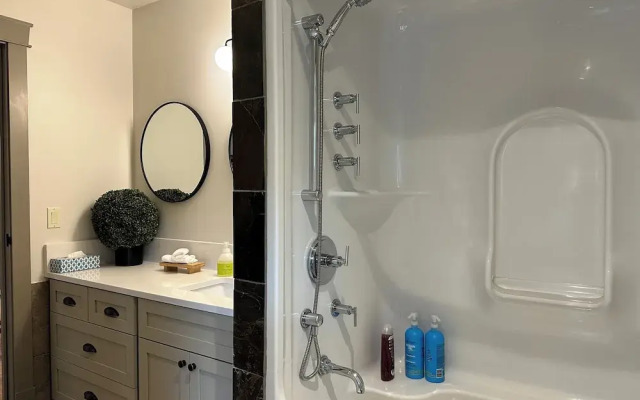 Solara Corner Suite-Pool & Hot Tub & Spa