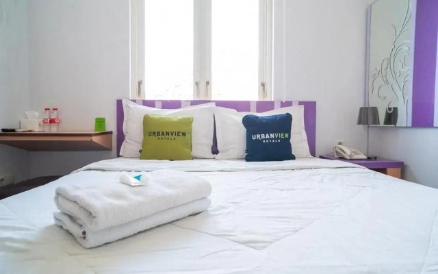 Violet Hotel