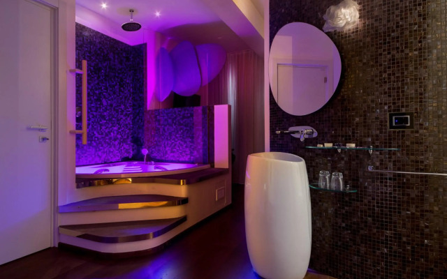 Suite Sistina For Brave Lovers