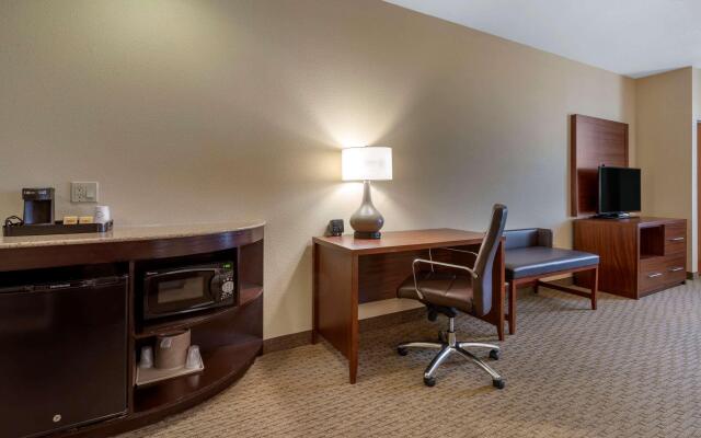 Comfort Suites Eugene