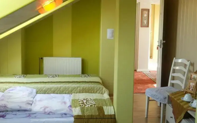 Nocleg Baśniowy Bed&Breakfast