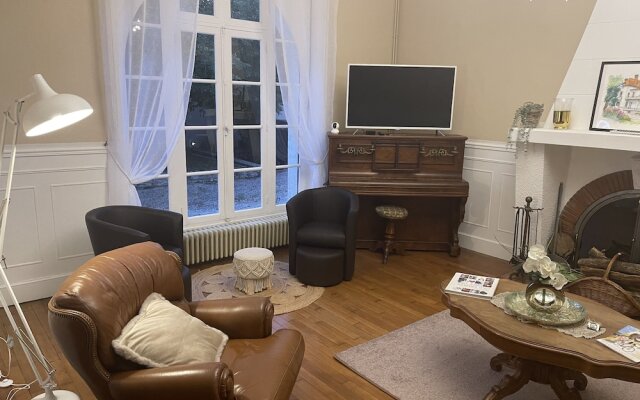 Vue du Château d'Excideuil